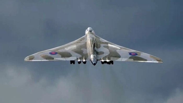 Avro Vulcan xh558