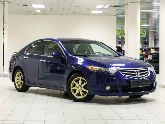 Honda Accord 8 темно синий