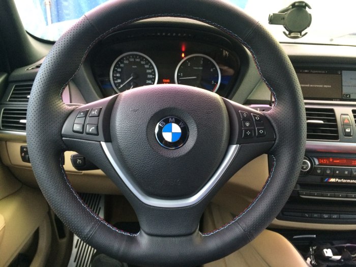 Руль БМВ x5 e70