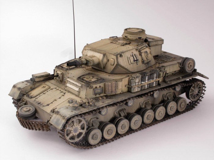 Танк Panzer 4 Ausf.h