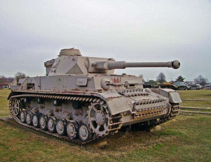 Немецкий танк PZ 4