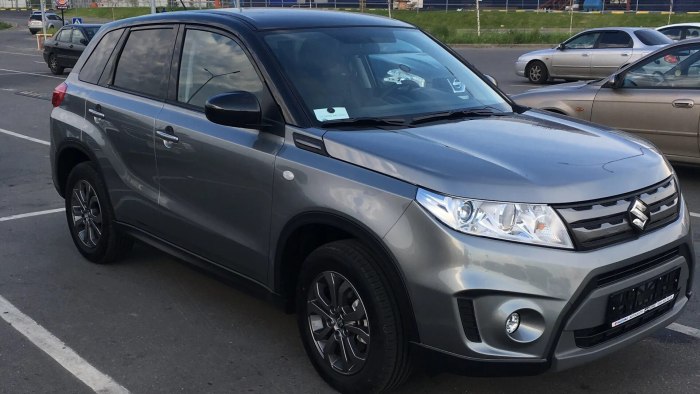 Suzuki Vitara черная
