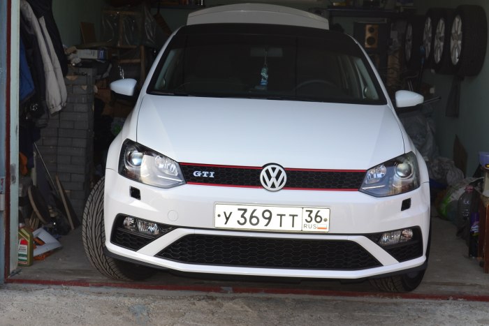 Фары VW Polo GTI