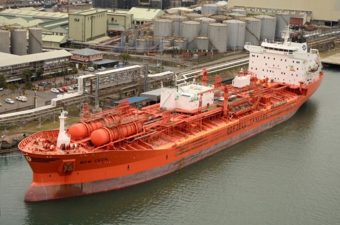 Танкер 150000 DWT