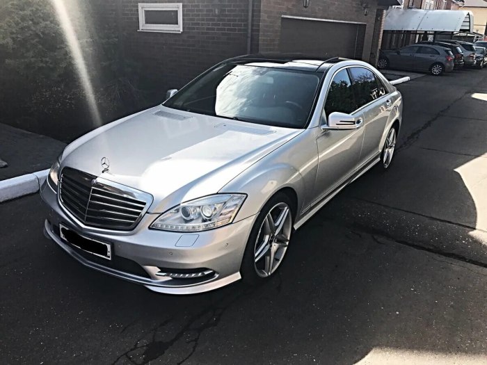 Mercedes w221 AMG серебристый