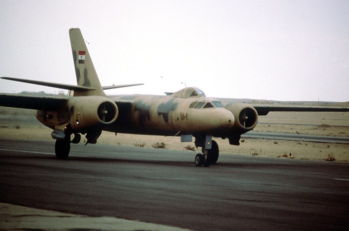 Самолет ил-28