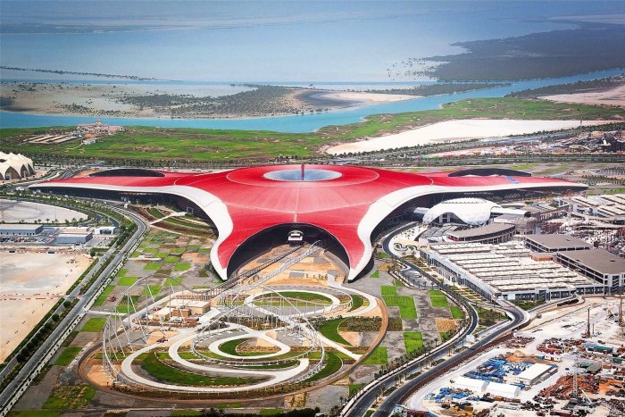Абу-Даби Ferrari World Abu Dhabi