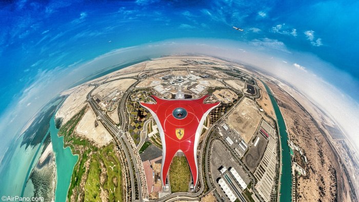 Тематический парк Ferrari World (г. Абу-Даби)