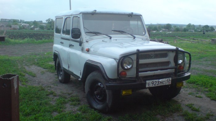 УАЗ 31519 белый