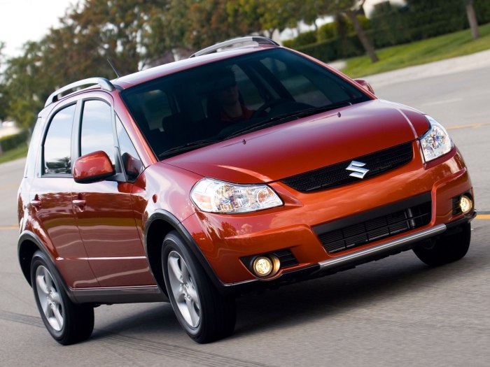 Машина Сузуки sx4