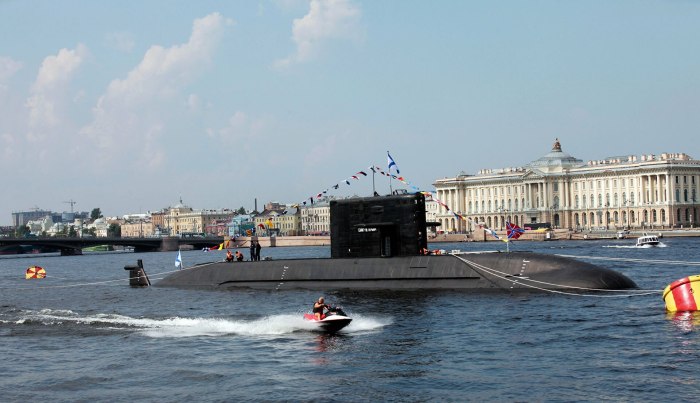 Субмарина проекта 677 "Лада"