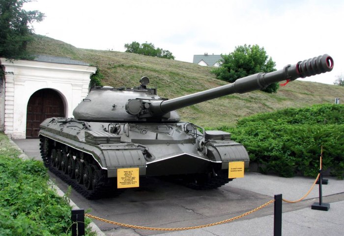 Танк ИС-10