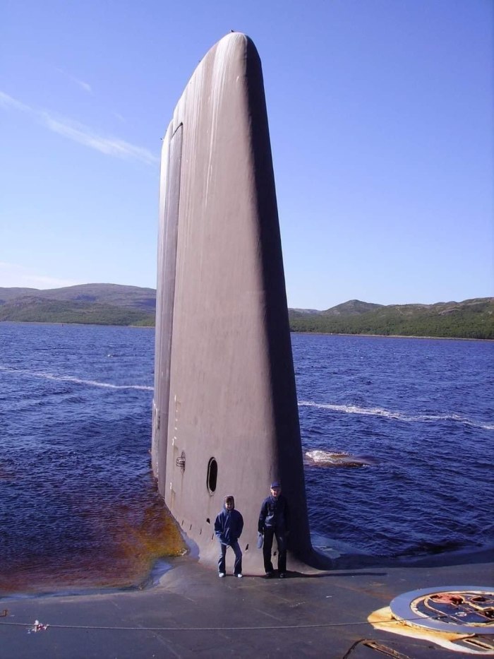 Подводная лодка акула Тайфун