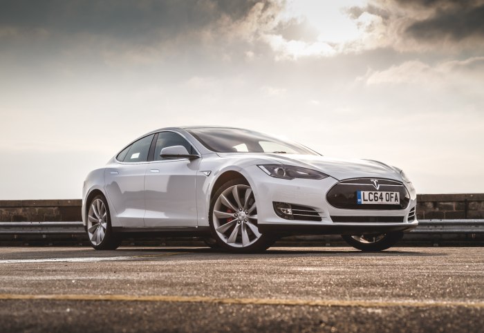 Тесла model s p85