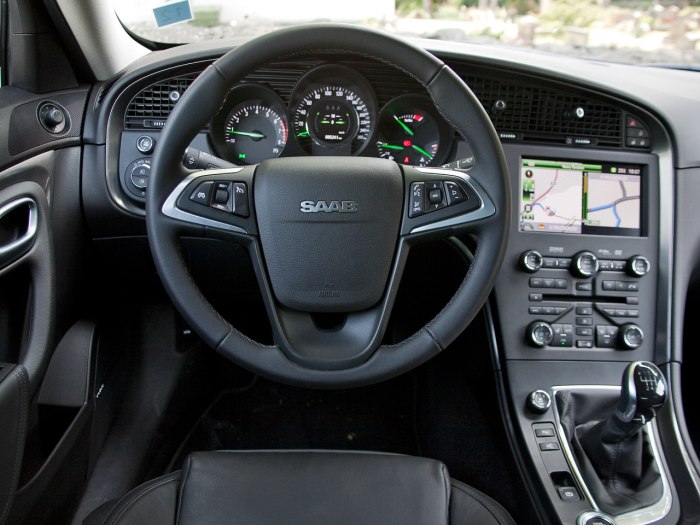 Saab 9-5 салон