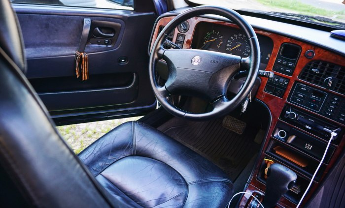 Saab 9000 салон