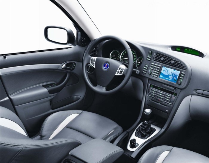 Saab 9-3 салон