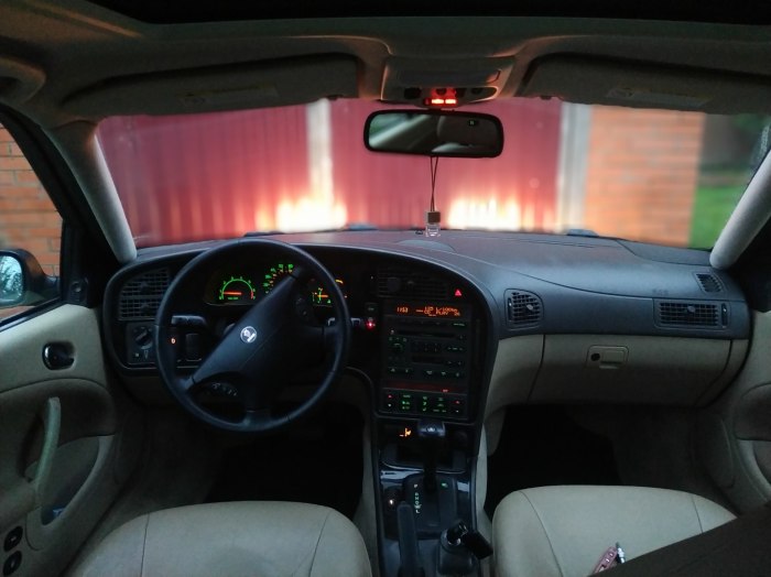 Saab 9-5 Interior