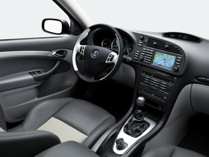 Saab 9-3 2008 салон