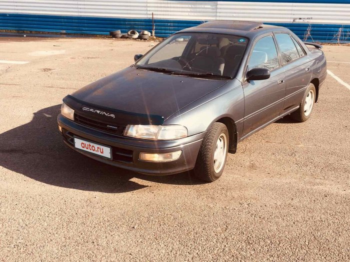 Toyota Carina 1993 1.6