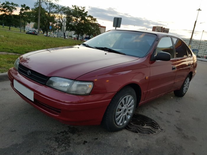 Toyota Carina e 1992