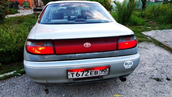 Toyota Карина 1993