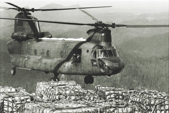 Вертолет Ch-47 Chinook