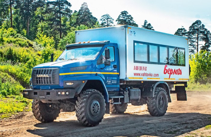 Урал Некст 6х6 автодом