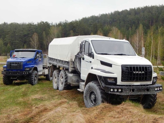 Урал 4320 Некст тягач