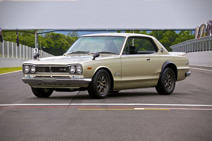 Nissan Skyline 1 поколение