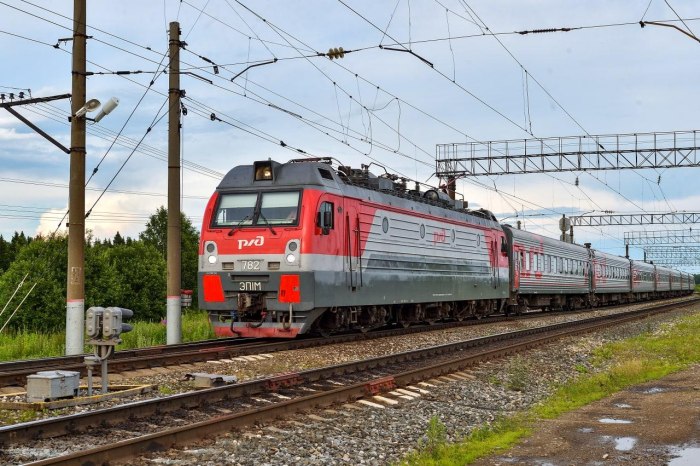 Поезд 353 Пермь Адлер