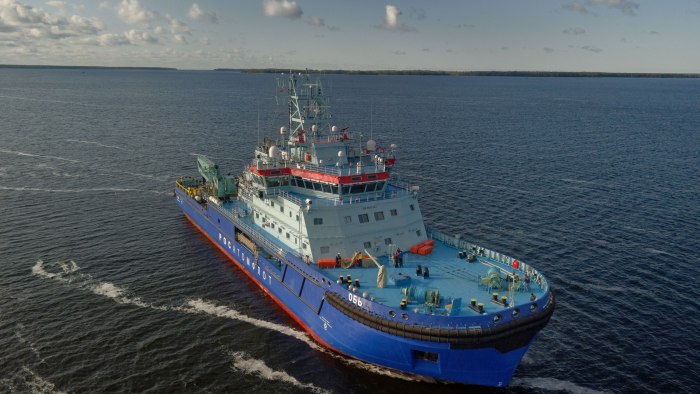 Aker Arc 124, "Обь"