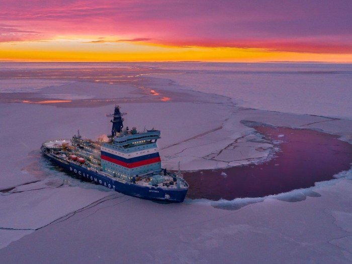 Северный морской путь атомный ледокол
