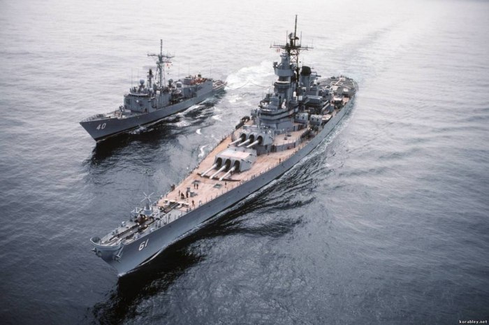Корабль USS Iowa BB-61