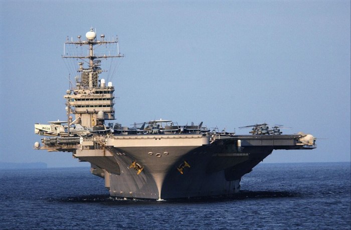 USS Abraham Lincoln CVN-72