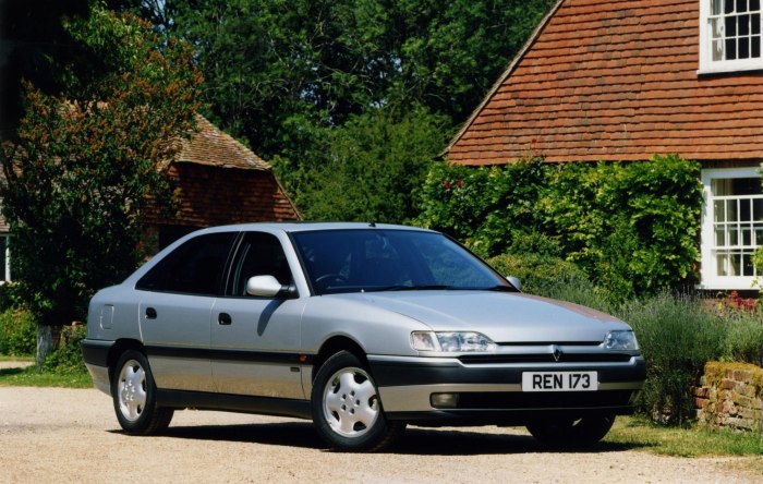 Renault Safrane 1993