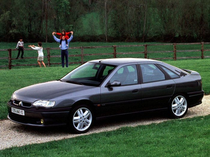 Renault Safrane 1
