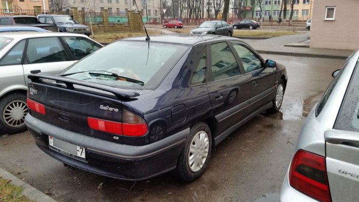 Рено Сафран 1998