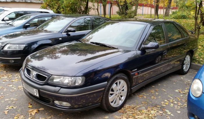 Renault Safrane 1993