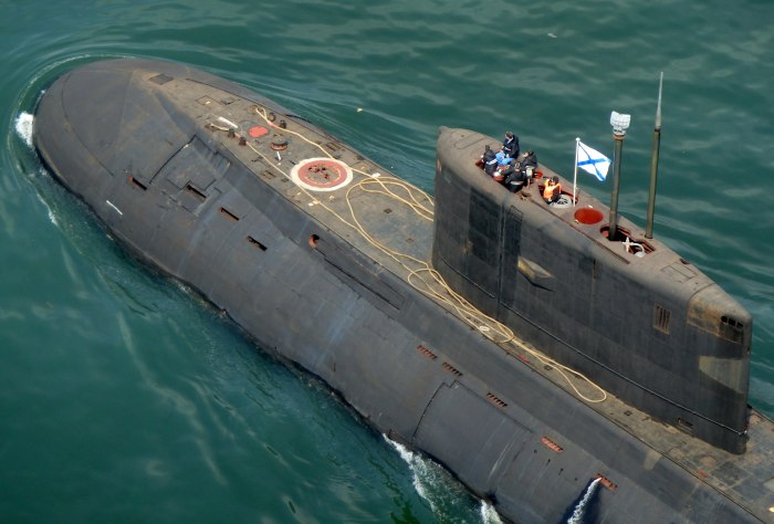 Подлодка Варшавянка 636.3