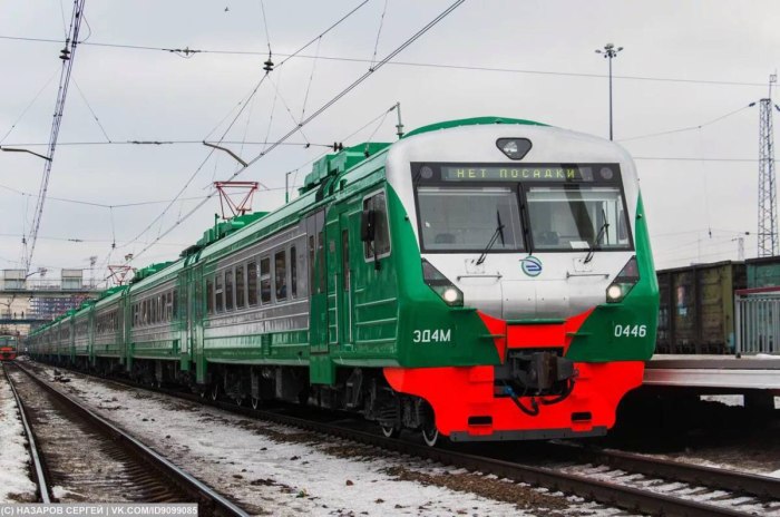 Электропоезд эд4м