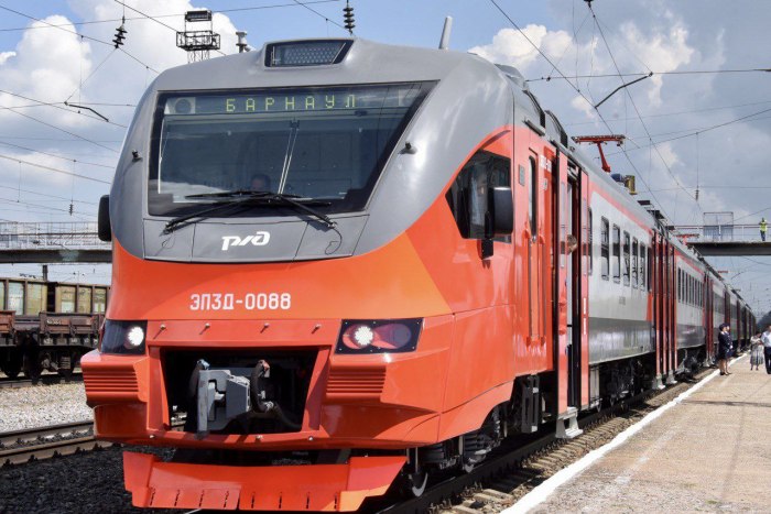 Поезд РЖД 150
