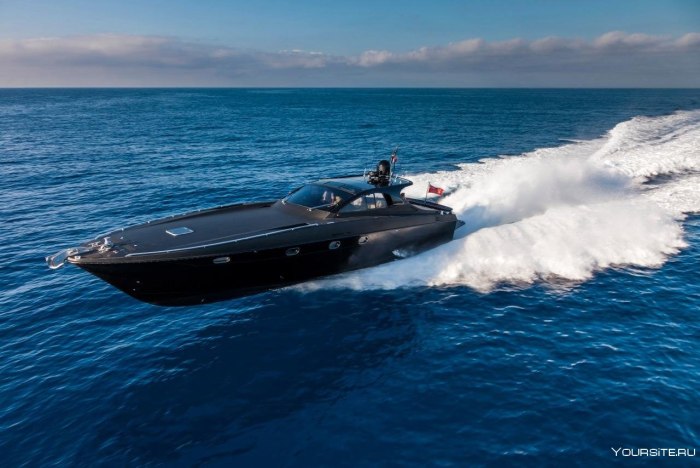 Скоростной морской катер