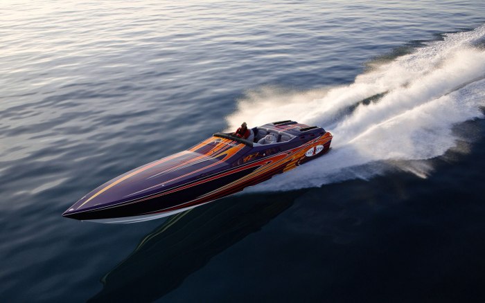 Lamborghini offshore Powerboat Racing.