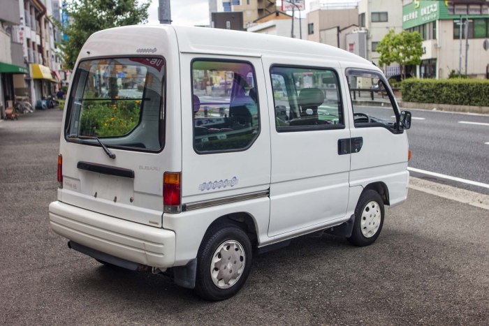 Subaru Sambar микровэны