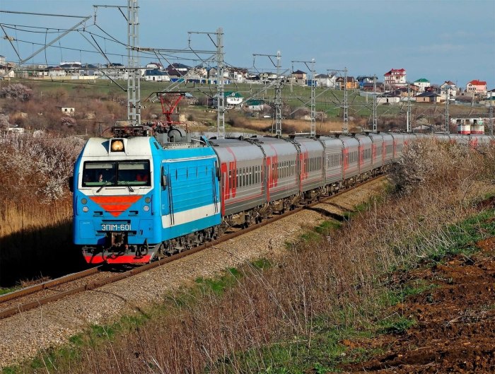 Локомотив эп1м