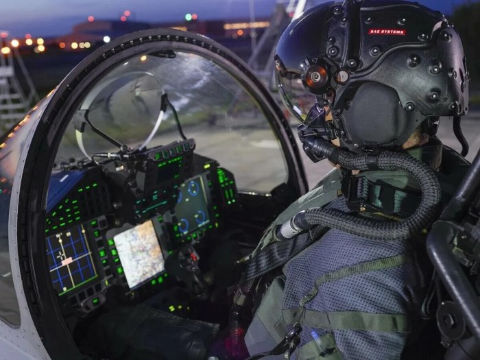 Eurofighter Typhoon кабина