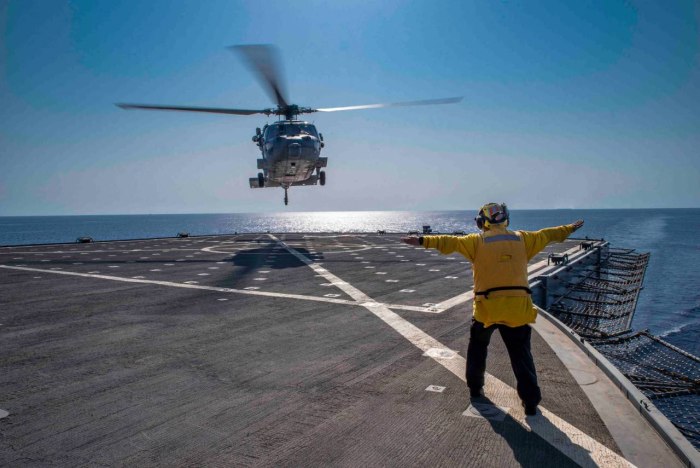 Вертолет MH-60s