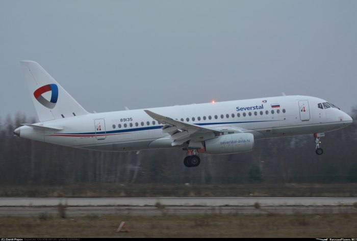Северсталь авиа CRJ-200