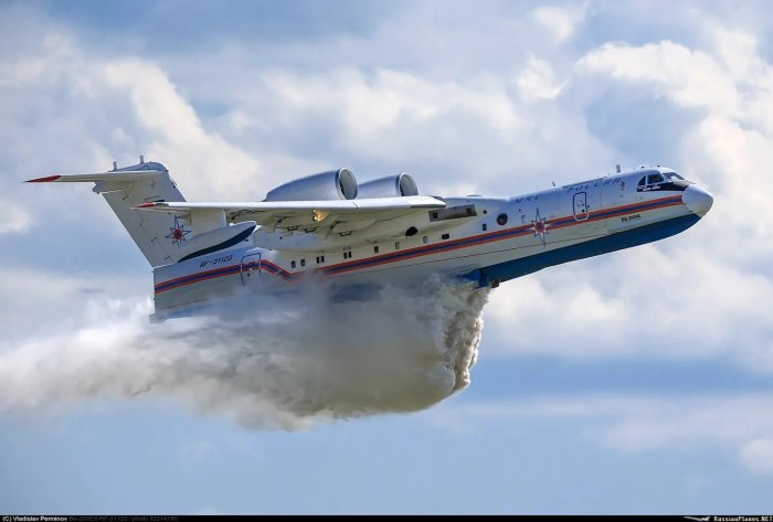 Самолет амфибия бе-200
